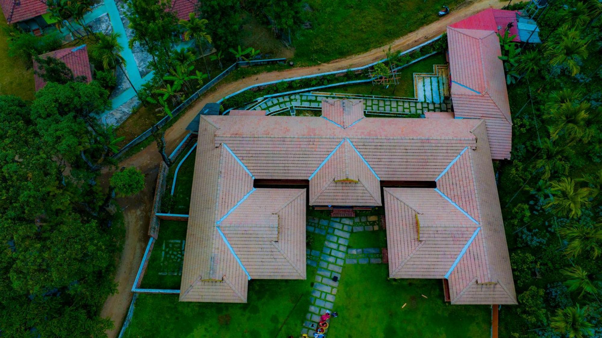 Parampara Resort Chikmagalur Kalasa المظهر الخارجي الصورة
