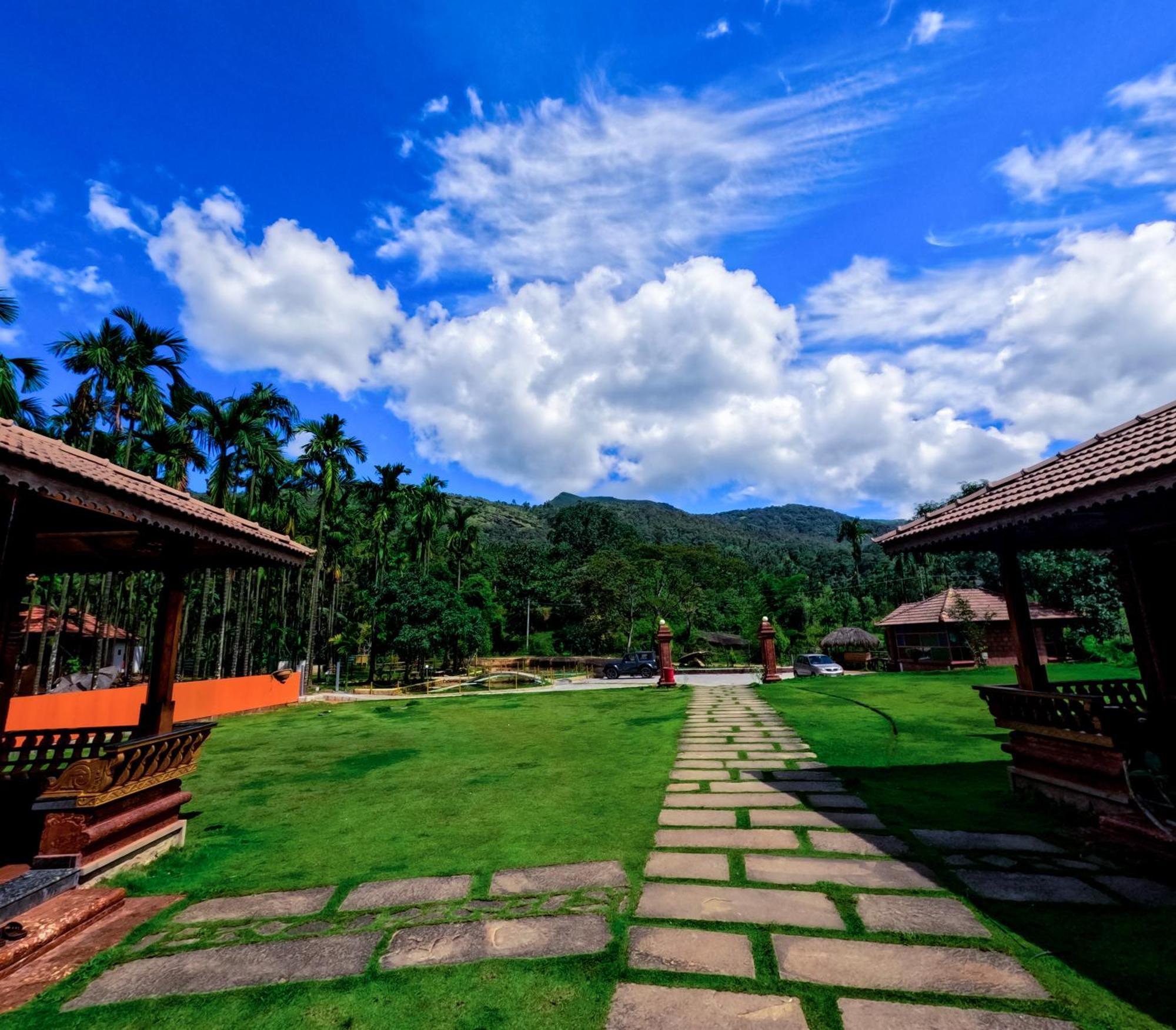 Parampara Resort Chikmagalur Kalasa المظهر الخارجي الصورة