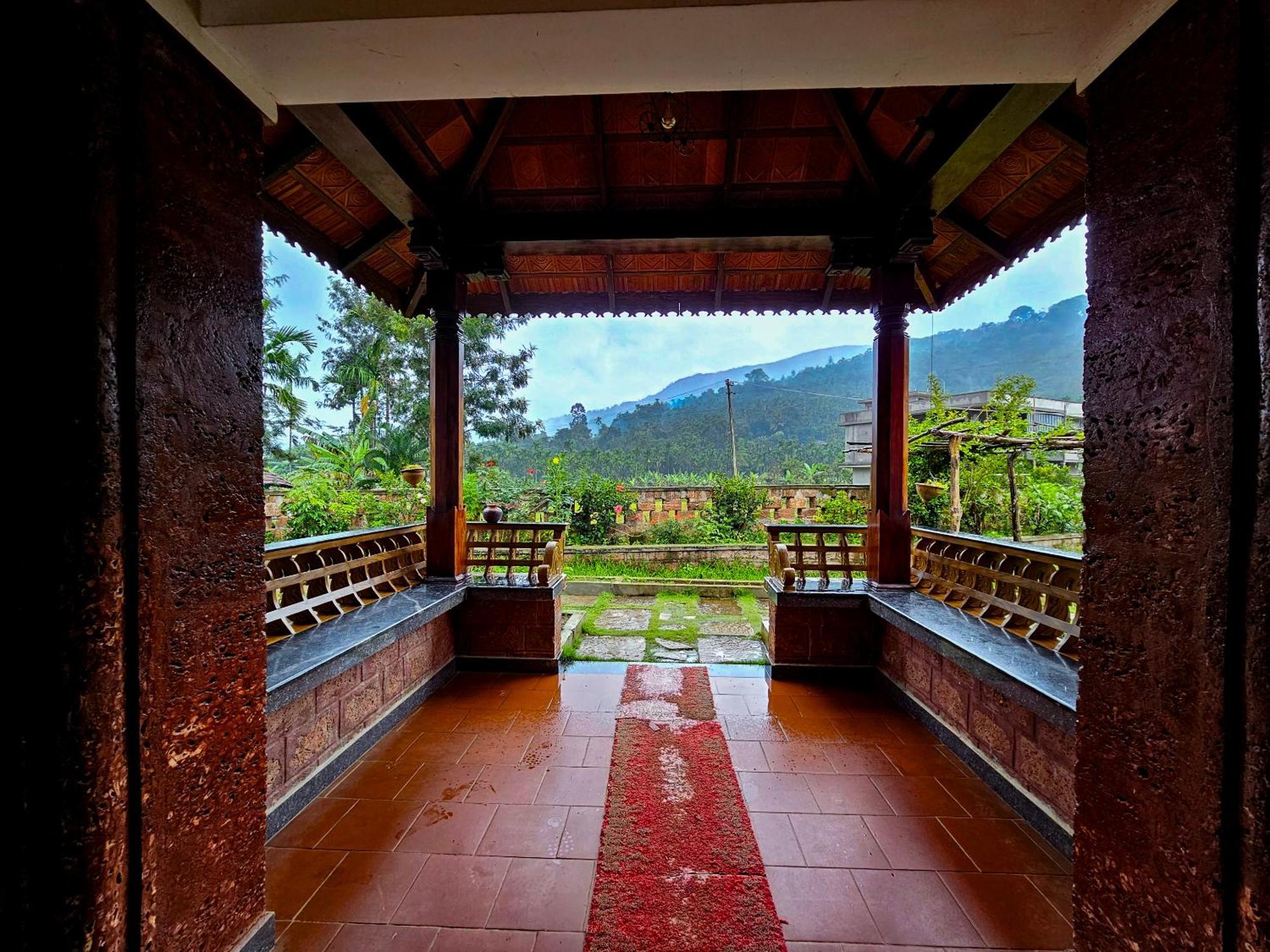 Parampara Resort Chikmagalur Kalasa المظهر الخارجي الصورة